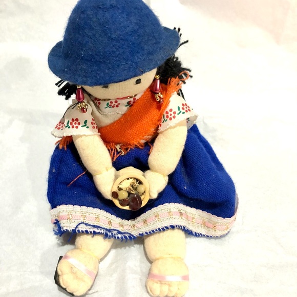 DOLL handmade Woven Wool made in south america souvenir native doll 6” NWOT - Picture 5 of 8